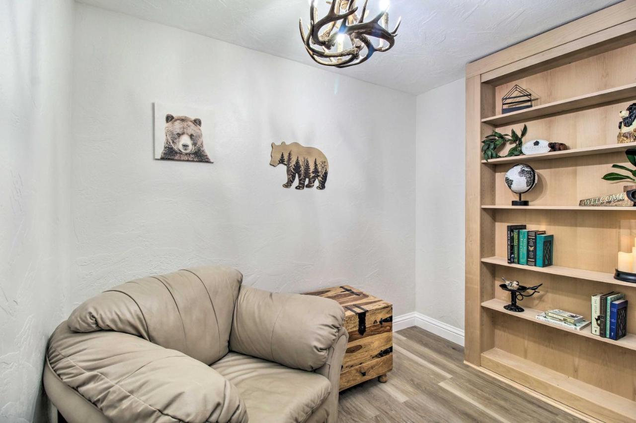 Pinetop Creekside Cabin Secret Game Room! Экстерьер фото